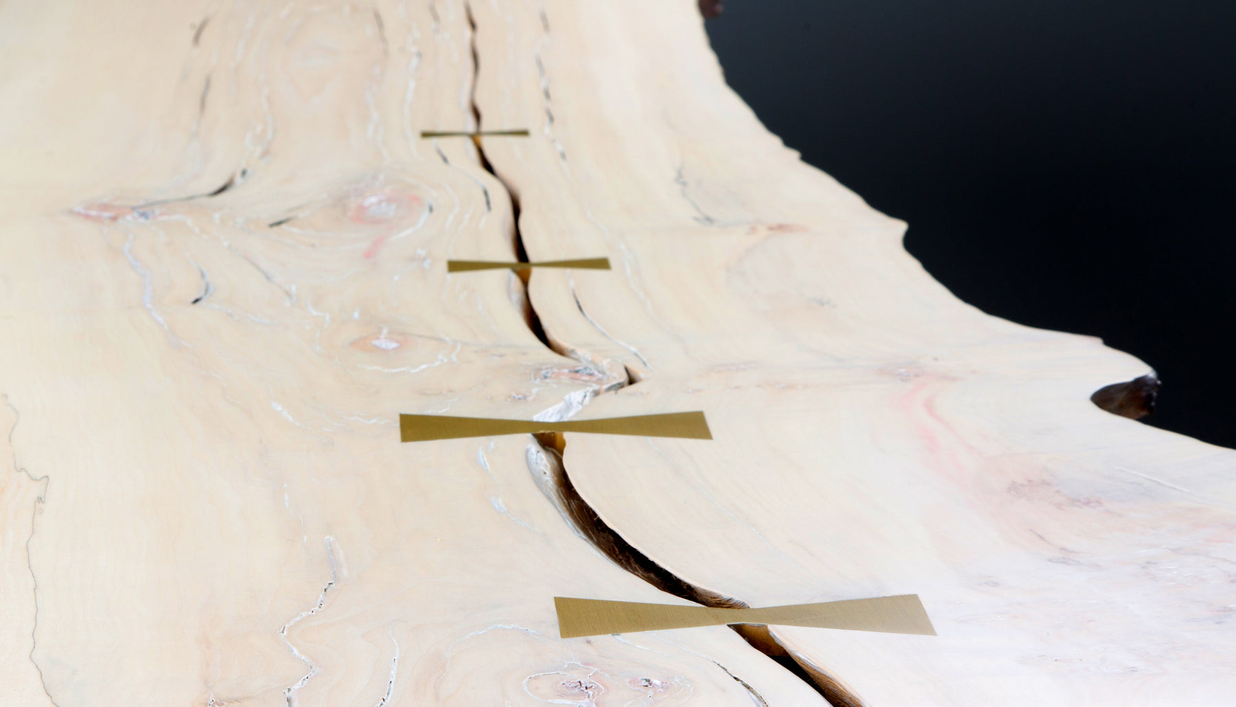 RED SOL Maple Table